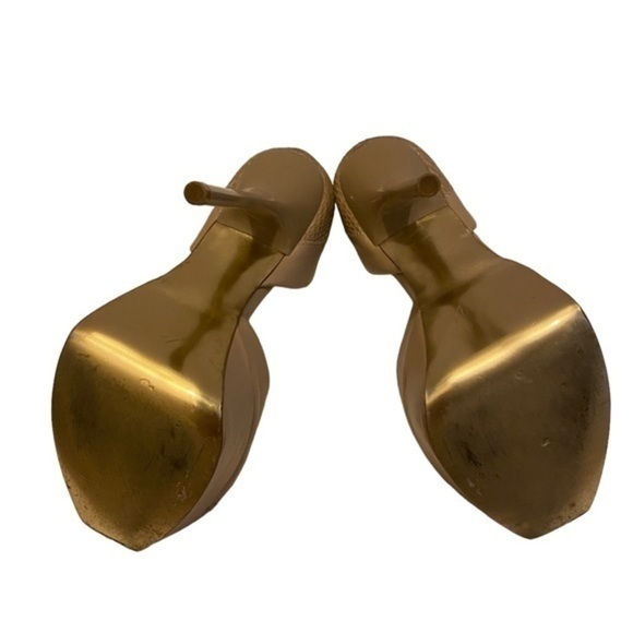 Bebe Heels - Picture 3 of 8